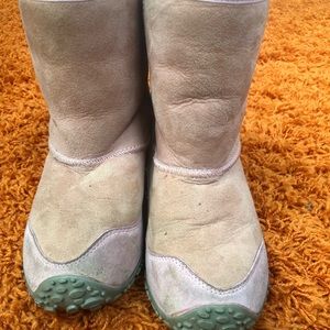 Merrell Yeti High Pink Lined Ugg type Boots